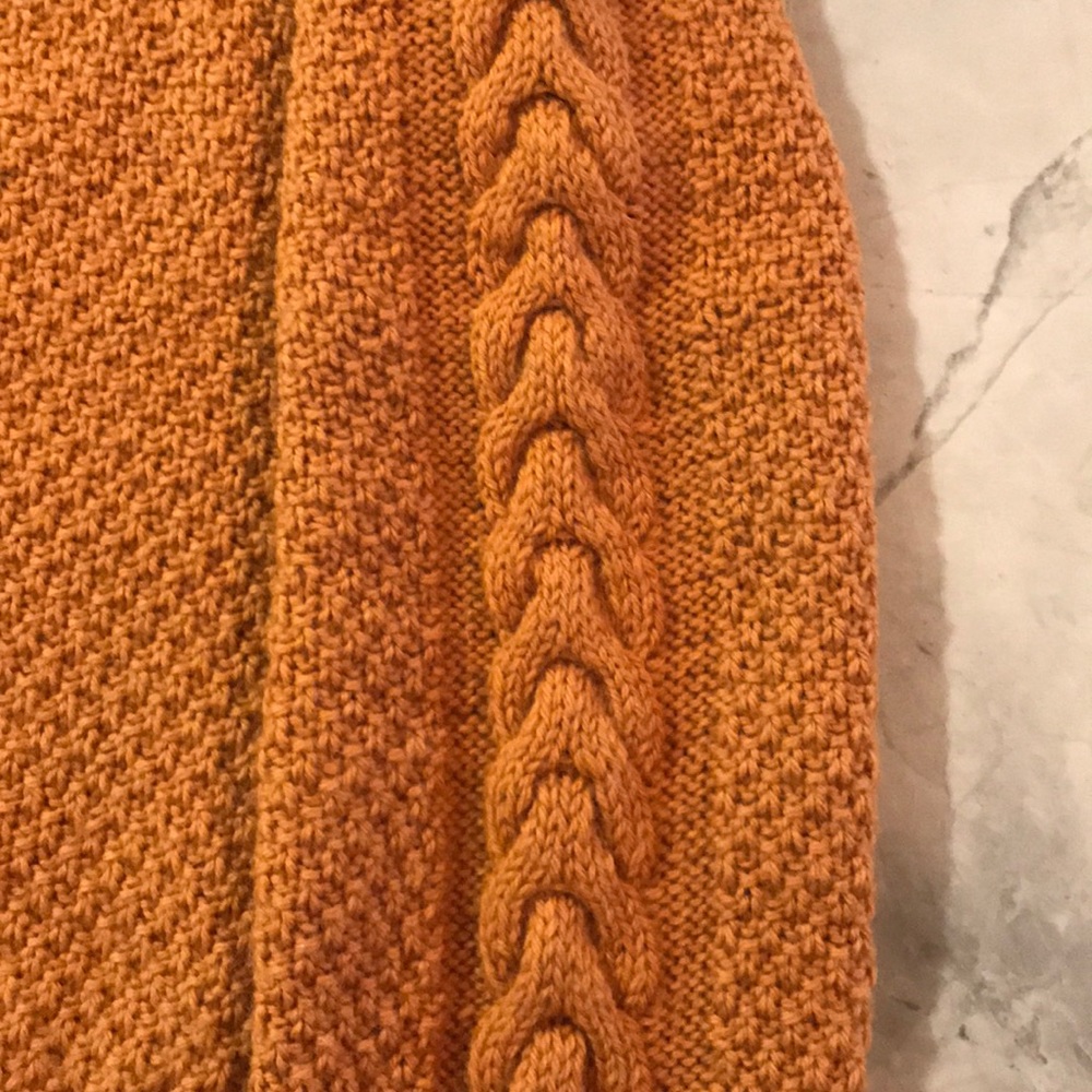 Handmade sweater 🌸 - Picture 3 of 6